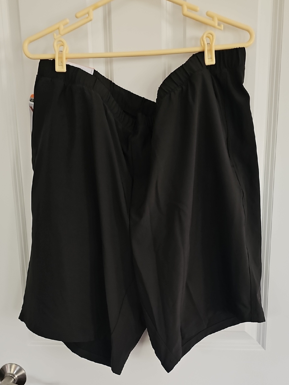 Greg Norman Collection Black Athletic Shorts